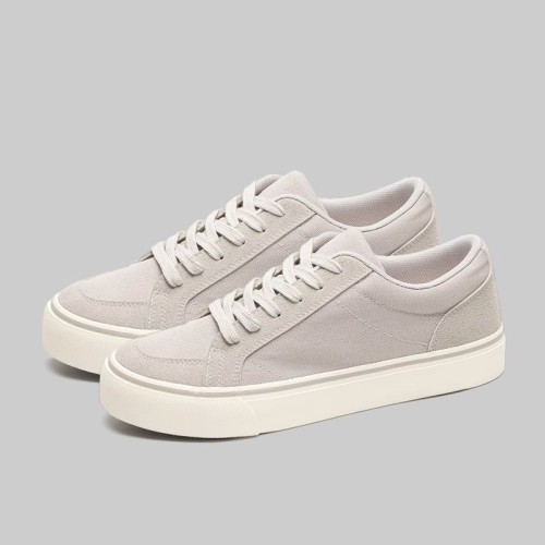 Retro Low-Top Skate Shoes